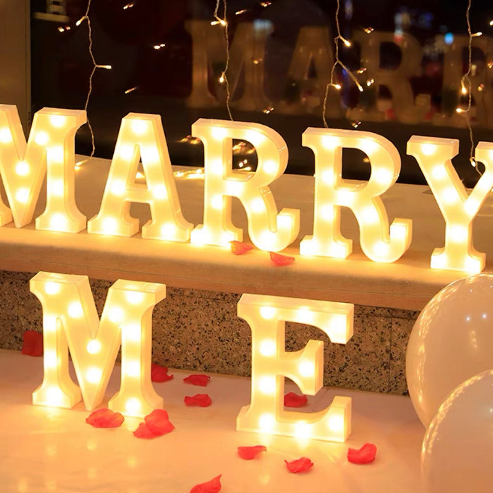 MARRY ME 燈飾