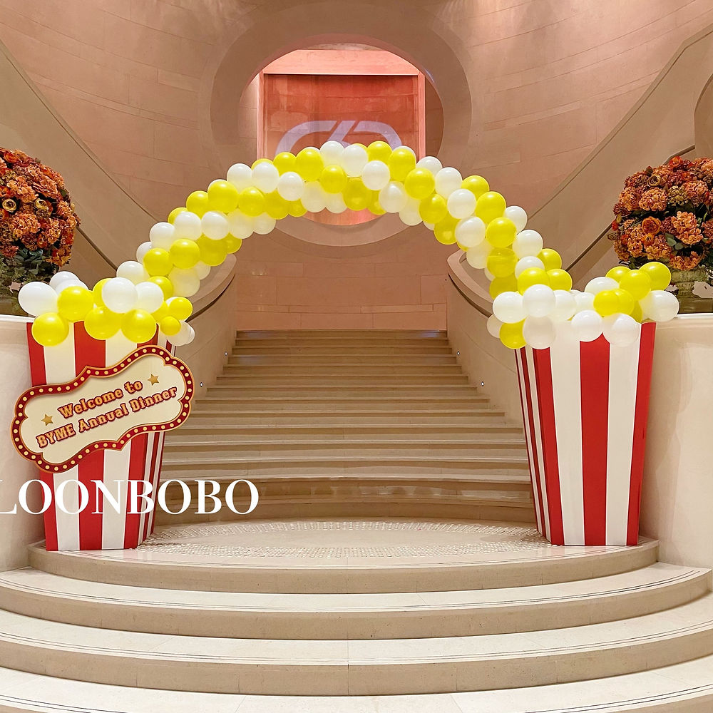 爆谷造型氣球拱門 balloon arch